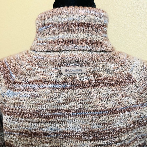 Columbia Turtleneck Sweater - Picture 2 of 8